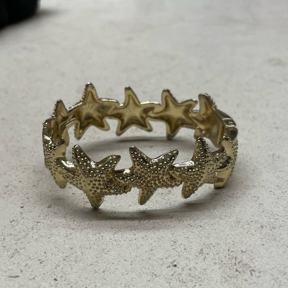 Starfish clasp bracelet from Hawaii 🌺